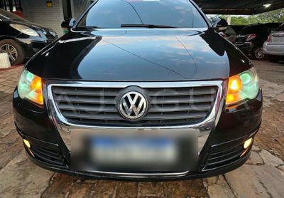Volkswagen Passat thumbnail 1