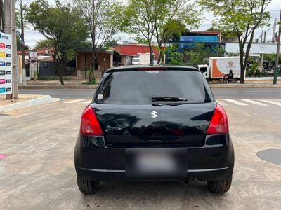 Suzuki Swift miniatura 3