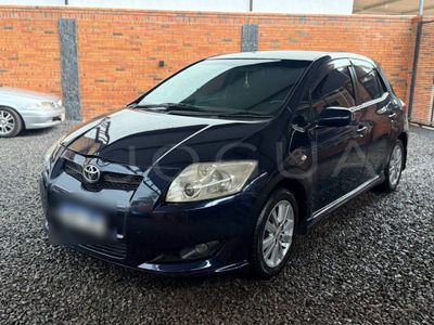 Toyota Auris miniatura 6