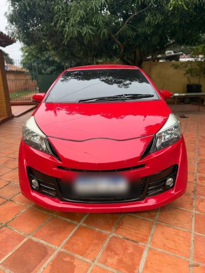 Toyota Vitz miniatura 3