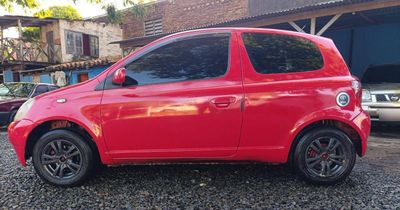 Toyota Vitz miniatura 7