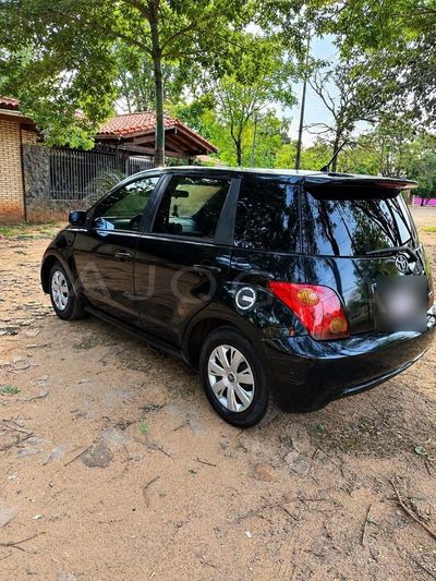 Toyota Ist miniatura 5