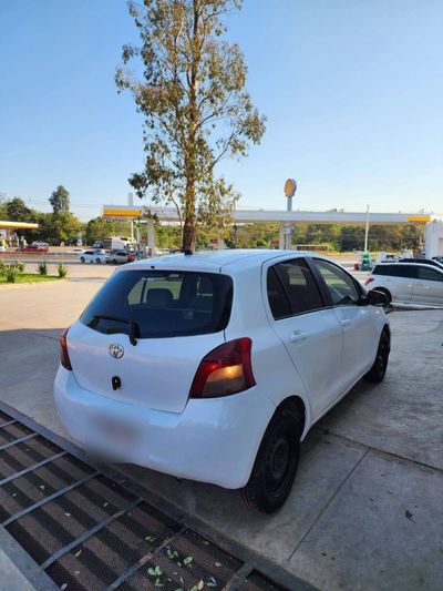 Toyota vizt miniatura 5