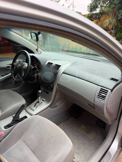 Toyota Allion miniatura 8