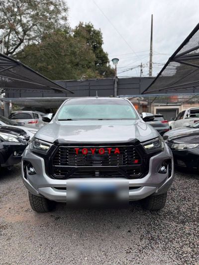 Toyota Hilux miniatura 2