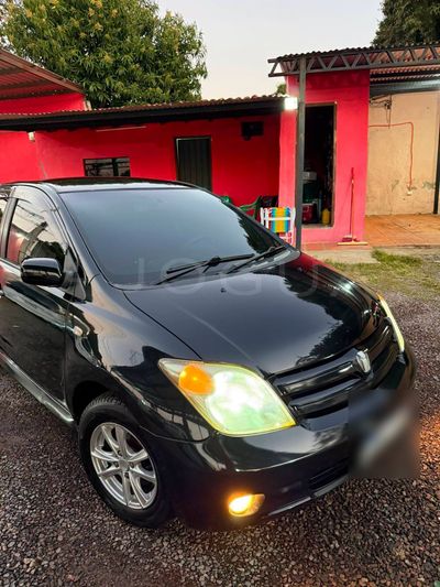 Toyota Ist miniatura 4
