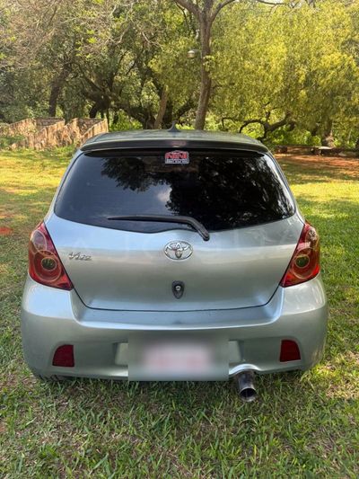 Toyota Vitz miniatura 5