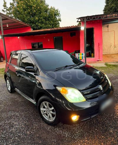 Toyota Ist miniatura 14