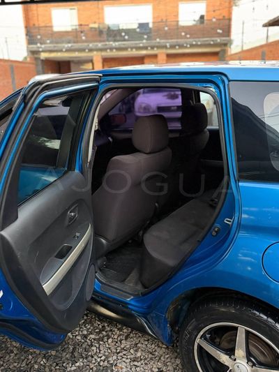 Toyota Ist miniatura 6