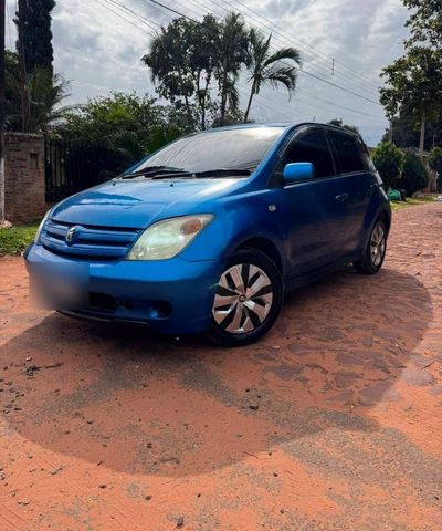 Toyota Ist miniatura 4