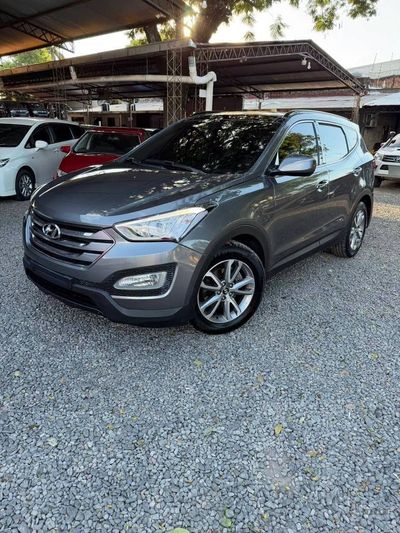 Hyundai Santa Fe thumbnail 1