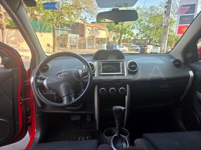 Toyota Ist miniatura 12
