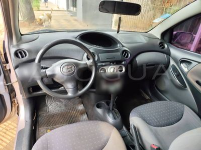 Toyota Vitz miniatura 6