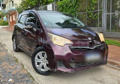 Toyota Ractis miniatura 6