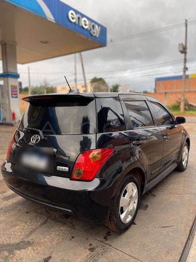 Toyota Ist miniatura 6