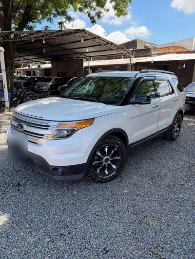 Ford Explorer miniatura 2