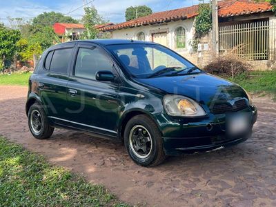 Toyota Vitz miniatura 3