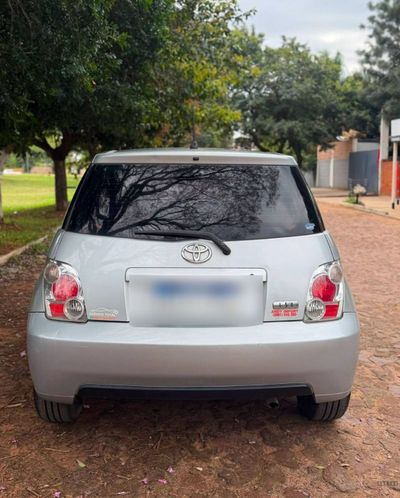 Toyota Ist miniatura 5