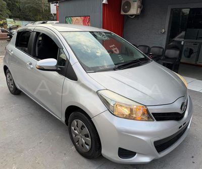 Toyota Vitz 2012