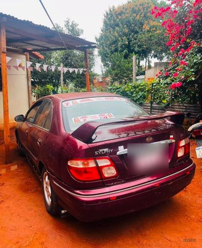 Nissan Sylphy miniatura 6