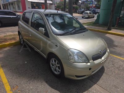 Toyota Vitz miniatura 4