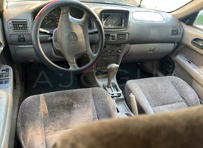 Toyota Corollita miniatura 8