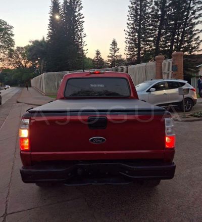 Ford Ranger miniatura 13