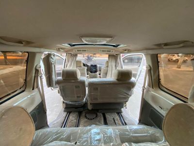 Toyota Gran Hiace miniatura 9