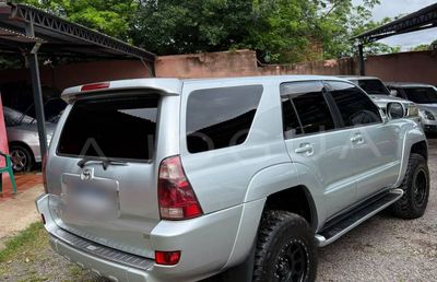 Toyota Hilux Surf miniatura 10