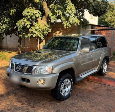 Nissan Patrol miniatura 4