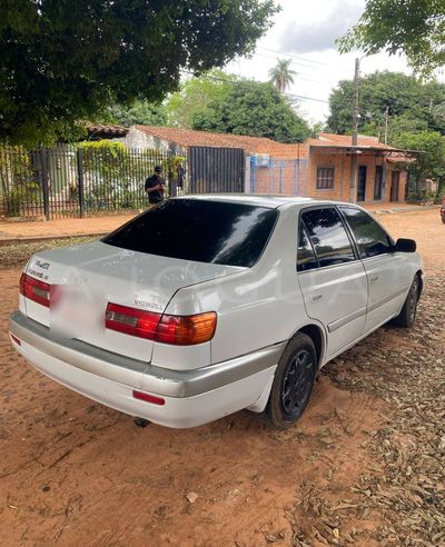 Toyota Premio miniatura 5