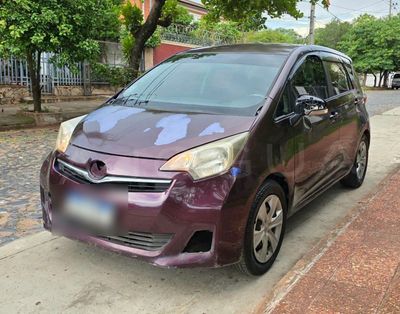 Toyota Ractis thumbnail 1