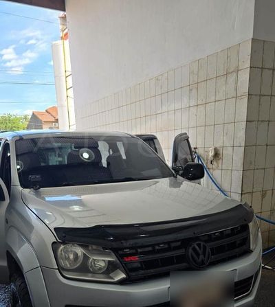Volkswagen Amarok thumbnail 1