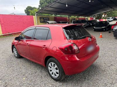 Toyota Auris miniatura 3
