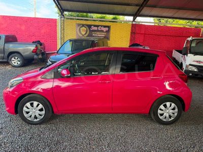 Toyota Vitz miniatura 4