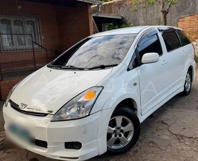 Toyota Wish miniatura 3