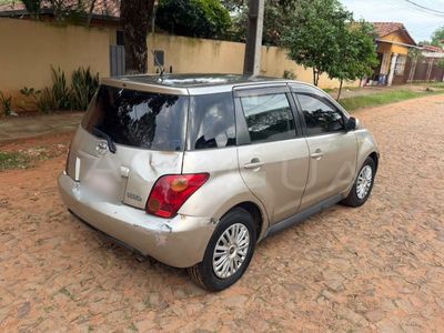 Toyota Ist miniatura 4