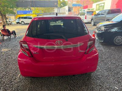 Toyota Vitz miniatura 6
