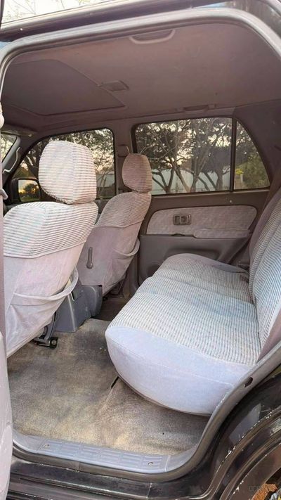 Toyota Hilux Surf miniatura 7