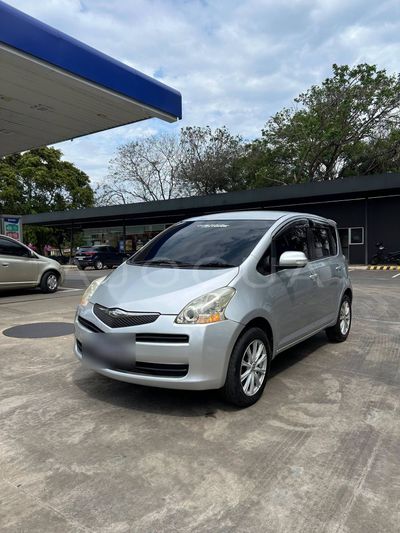 Toyota Ractis miniatura 3