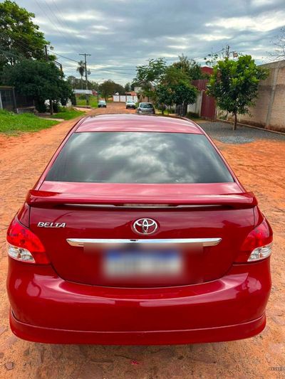 Toyota Belta miniatura 5