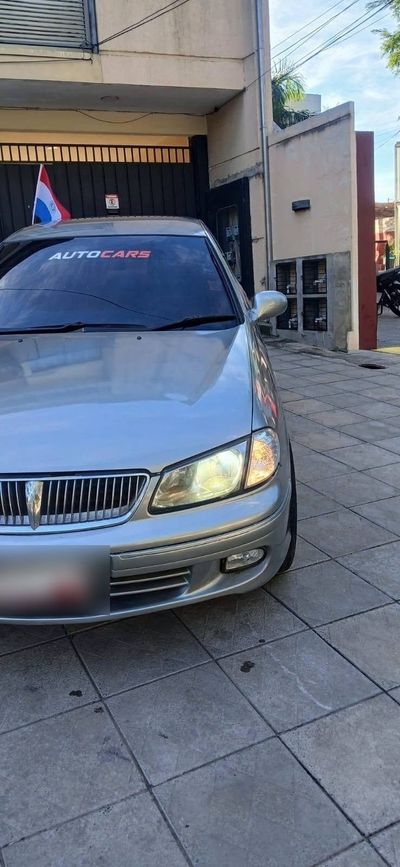 Nissan Sylphy miniatura 3