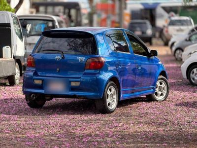 Toyota Vitz miniatura 3