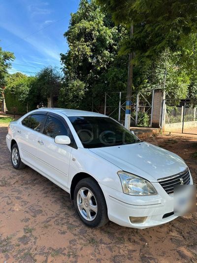 Toyota Premio thumbnail 1