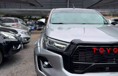 Toyota Hilux miniatura 12