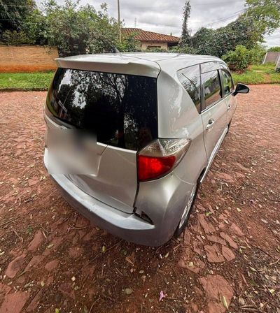 Toyota Ractis miniatura 4