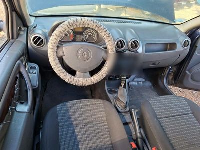 Renault 2011 miniatura 6