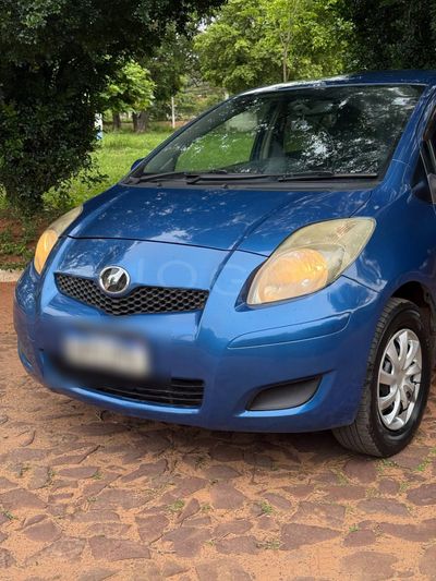 Toyota Vitz miniatura 4