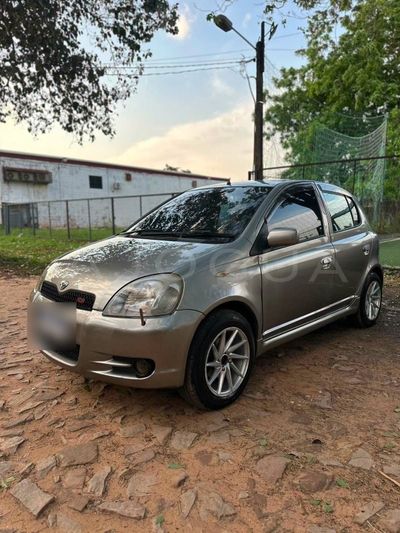 Toyota Vitz miniatura 4