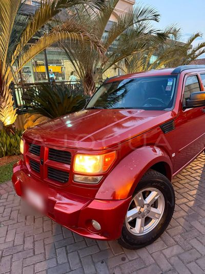 Dodge Nitro thumbnail 1